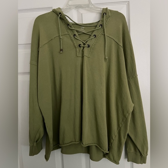 Aerie Green Light Weight Set-Medium - Picture 8 of 8